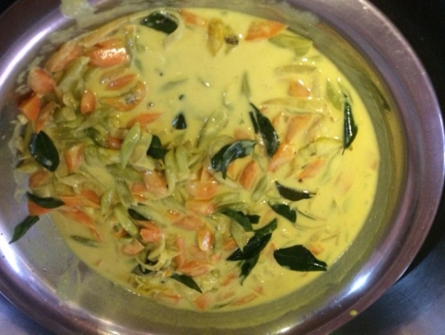 Carrot and Beans Moilee (Vatha)